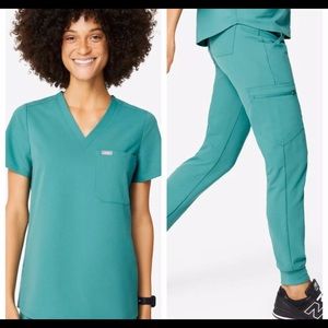 NWT SET Figs XXS Catarina top & XSP Zamora jogger